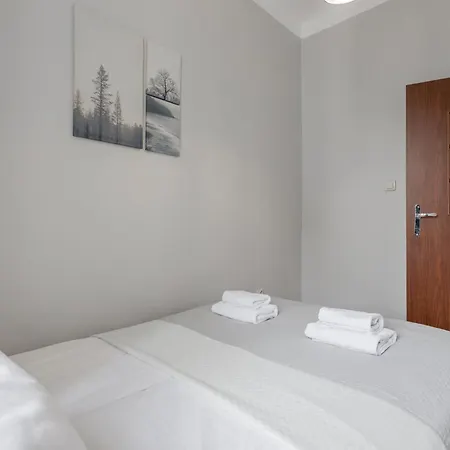 Urban Chic - Comfortable 2-bedroom In Center, Marszalkowska *