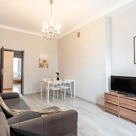 Urban Chic - Comfortable 2-bedroom In Center, Marszalkowska *